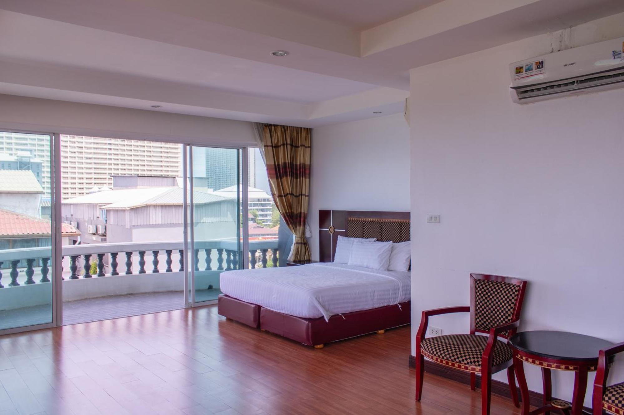 Jomtien Hisotel Dış mekan fotoğraf