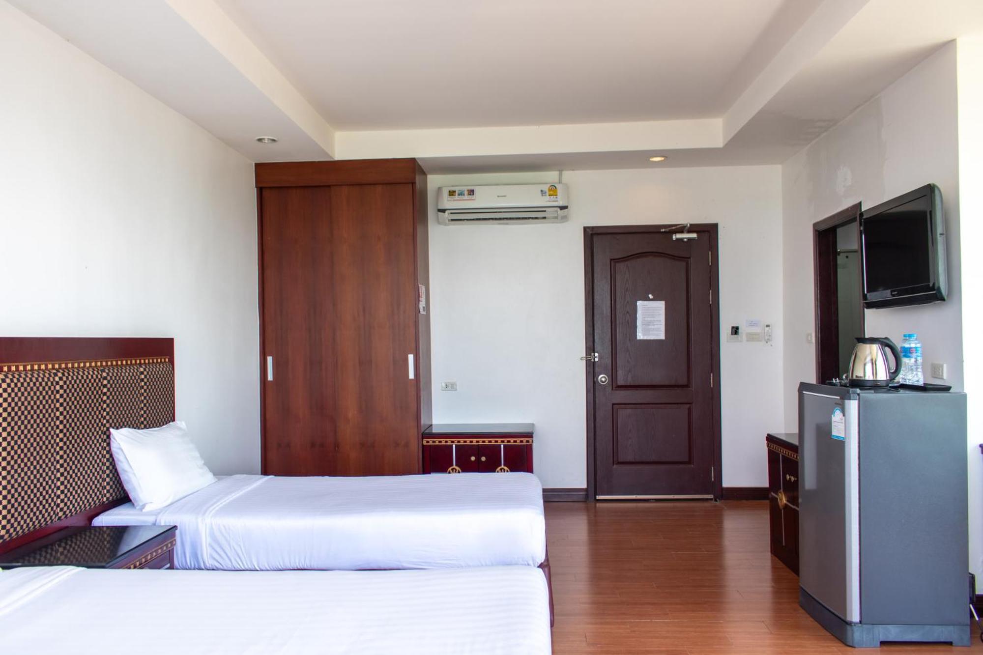 Jomtien Hisotel Dış mekan fotoğraf