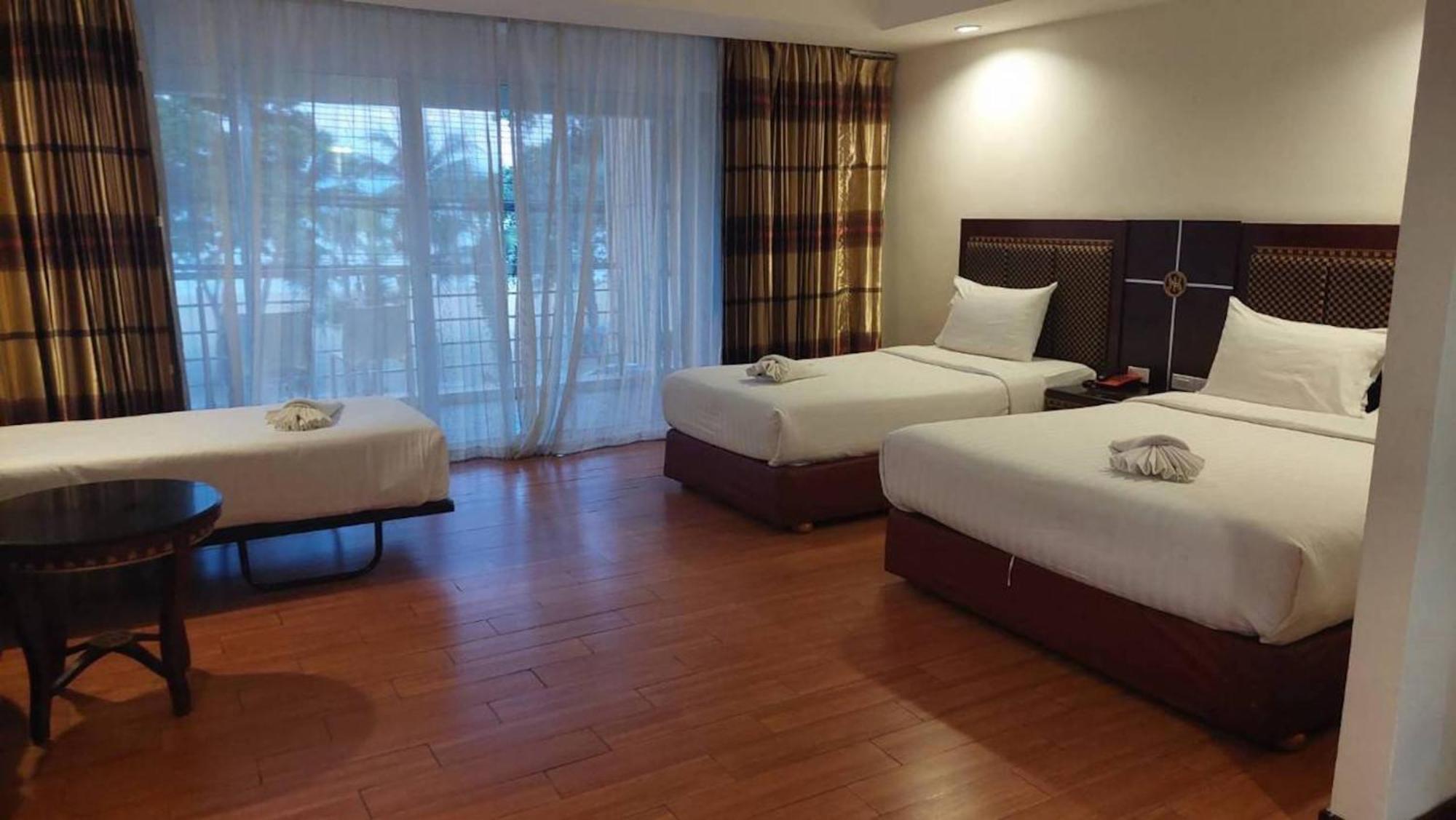 Jomtien Hisotel Dış mekan fotoğraf