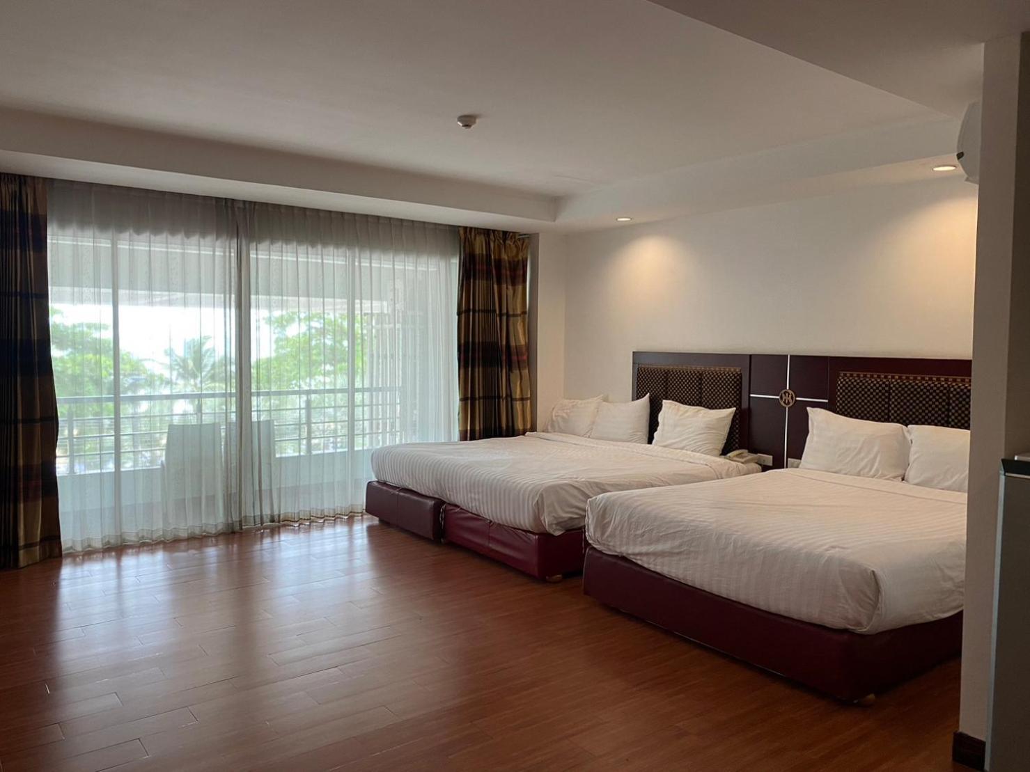 Jomtien Hisotel Dış mekan fotoğraf