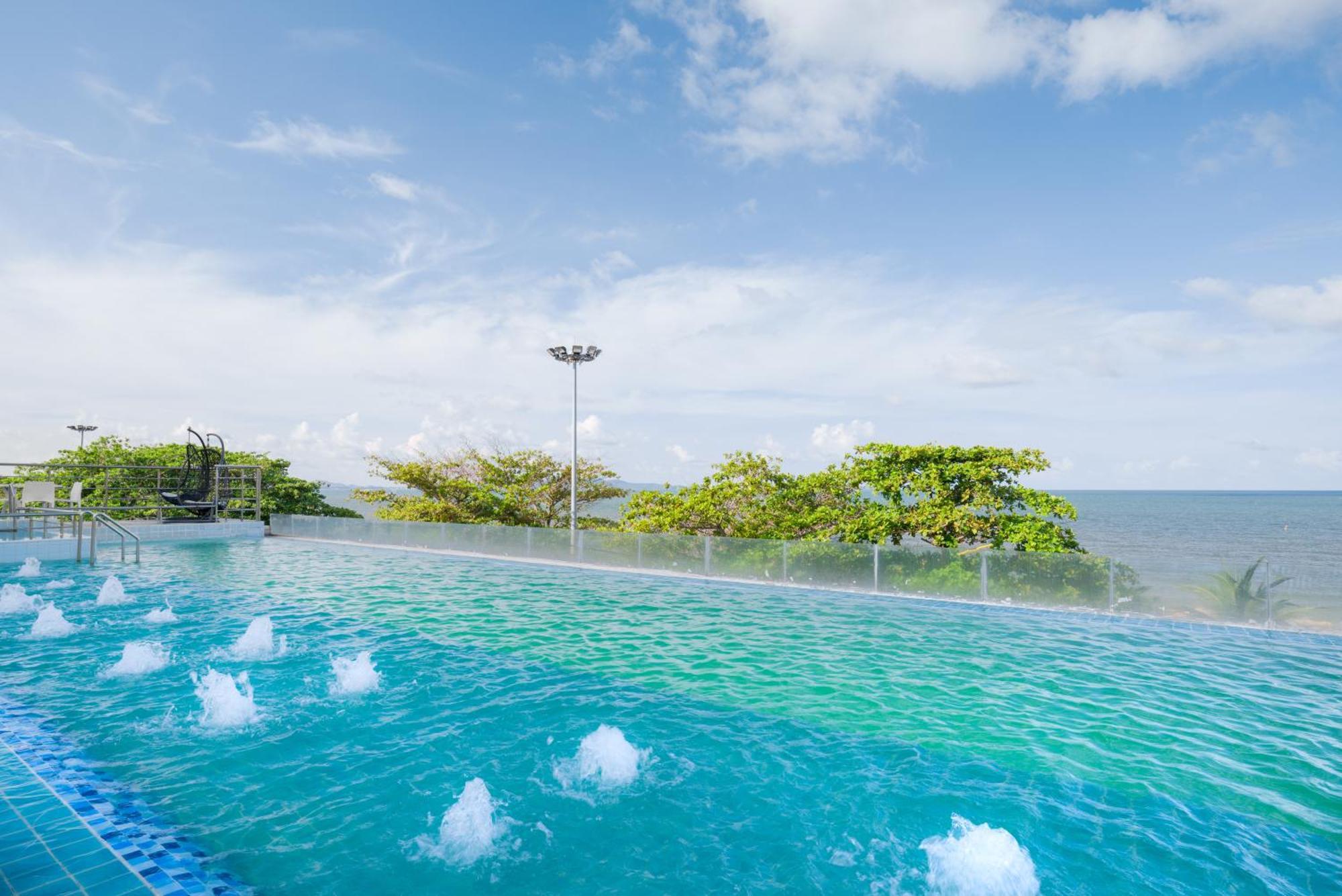 Jomtien Hisotel Dış mekan fotoğraf